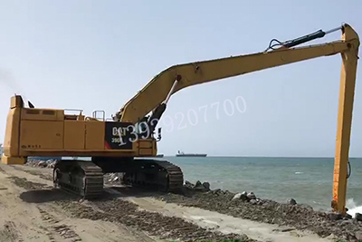 【挖掘機加長臂】挖掘機加長臂在施工的時有哪些優(yōu)勢和好處？